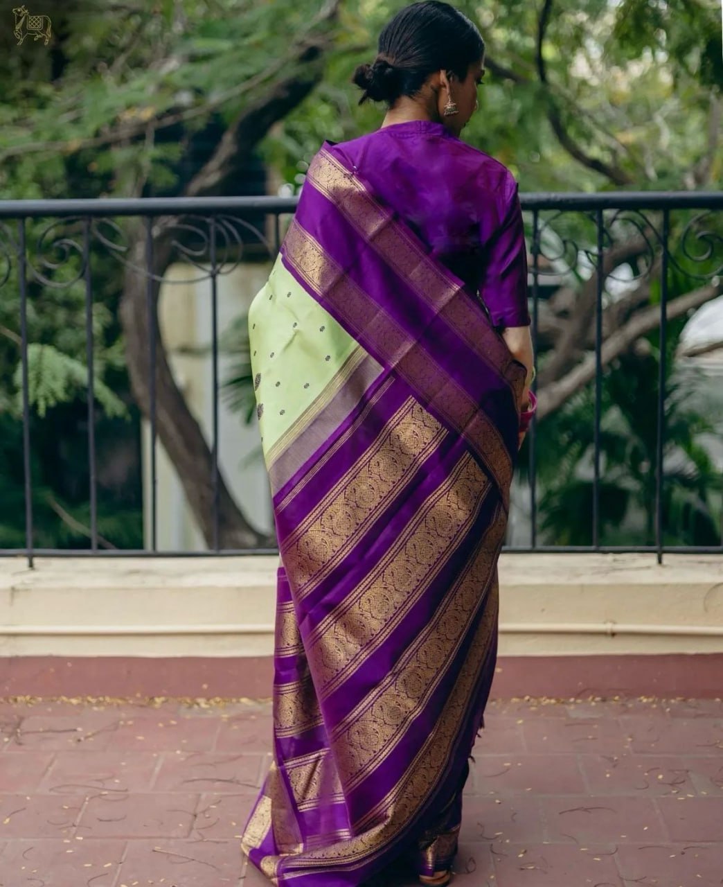 Elegant Banarasi Soft Silk Saree with Gold Zari Weaving & Rich Traditional Finish | 5.5 M Length | 1 Color | Premium Craftsmanship YNF
