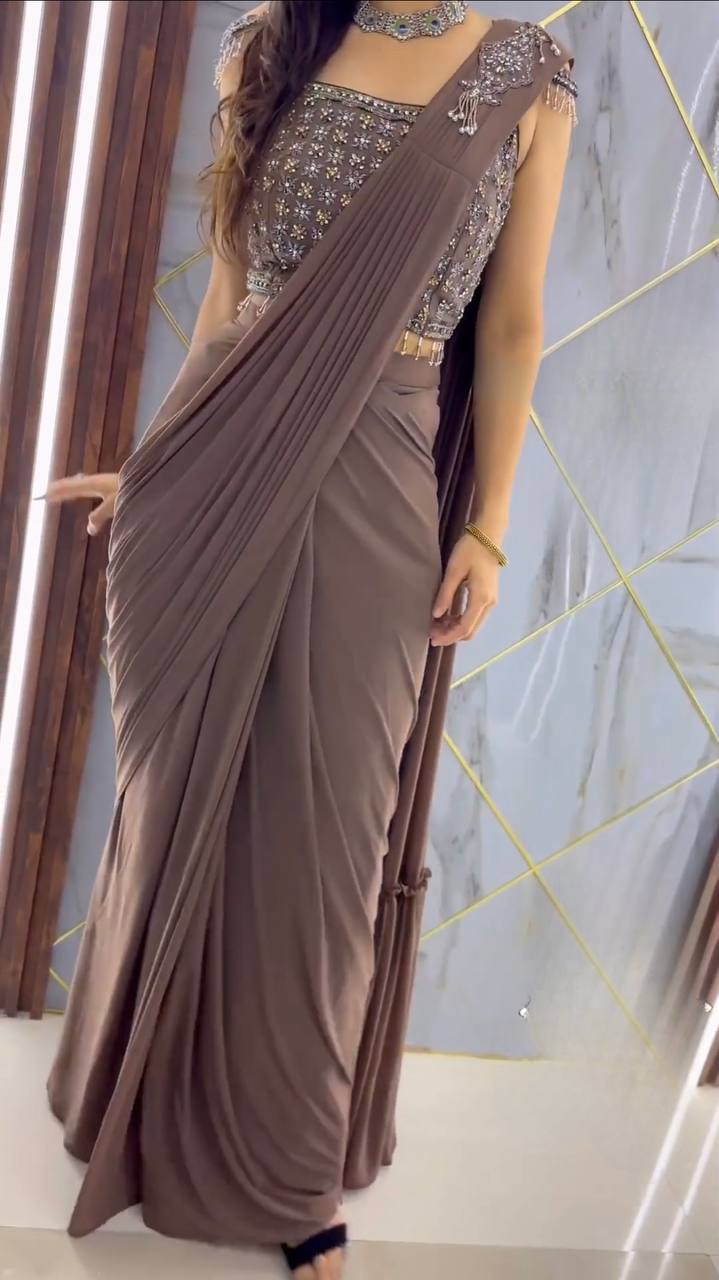 🌟Ready-to-Wear Faux Georgette Saree with Sequin Embroidery & Full-Stitched Blouse YNF