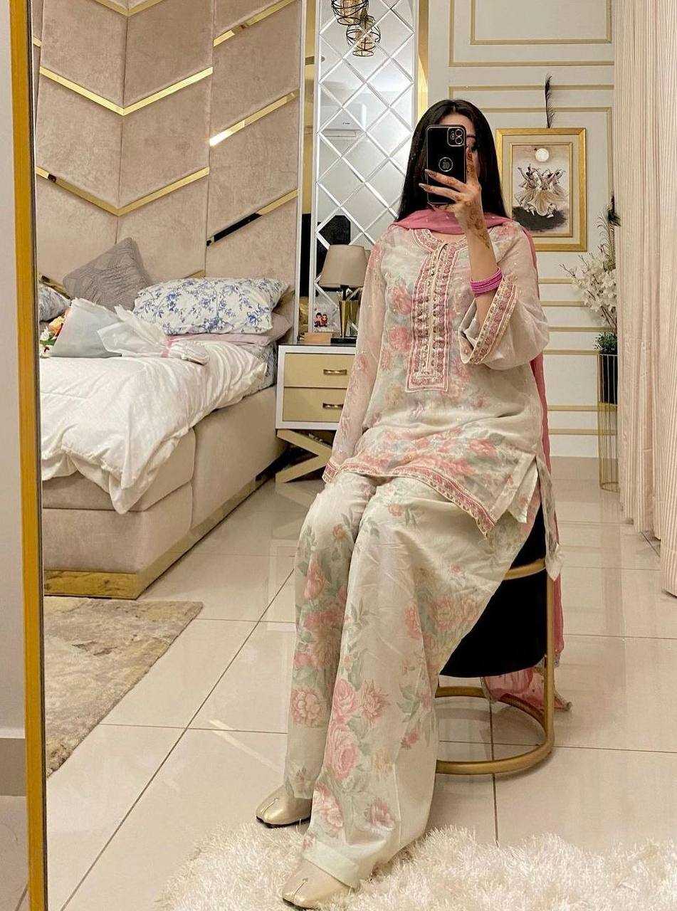Floral Elegance Ensemble